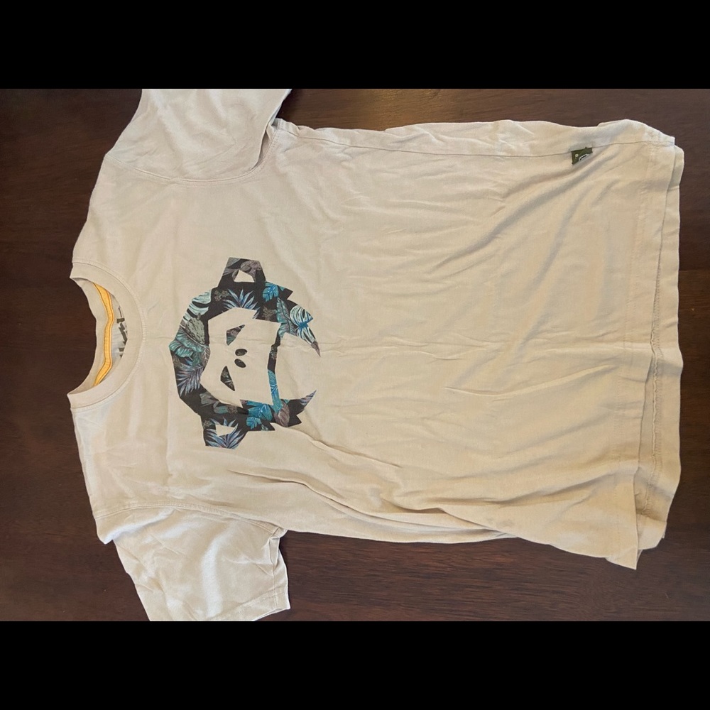 Tan gorilla jungle T-shirt barely worn super cute